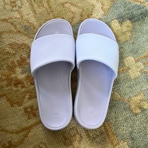 lululemon restfeel slides (blissfeel blue)
